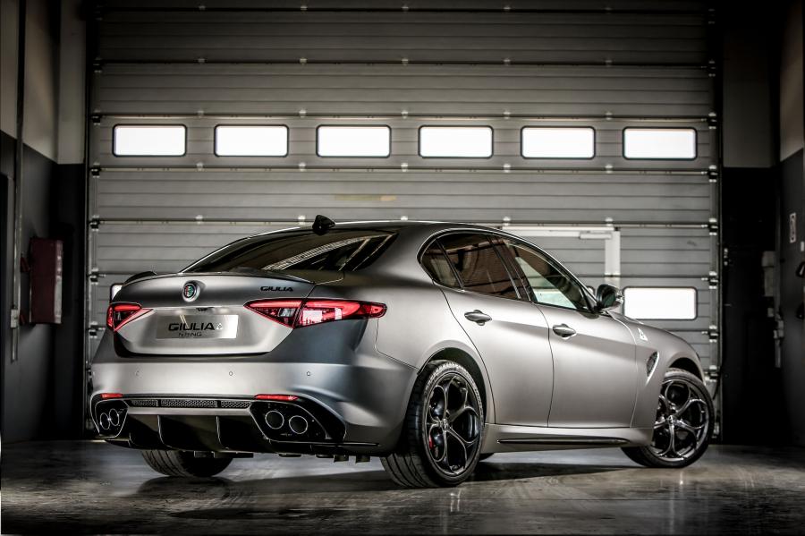  Alfa Romeo Giulia Quadrifoglio NRING (952) 2018 года  (фото 5 из 21)
